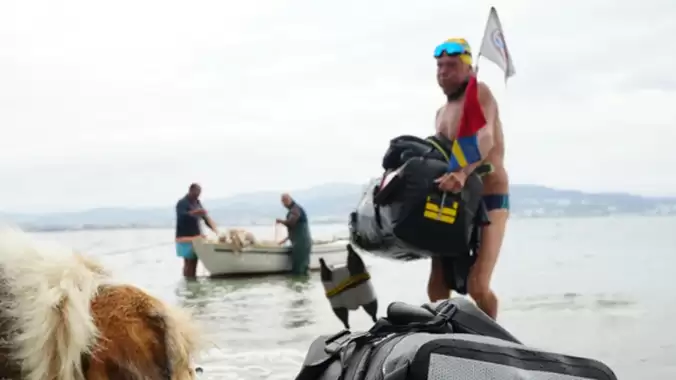 Dünyanın en uzun kulaçı! Türkiye’den İsveç’e yüzerek gidiyor