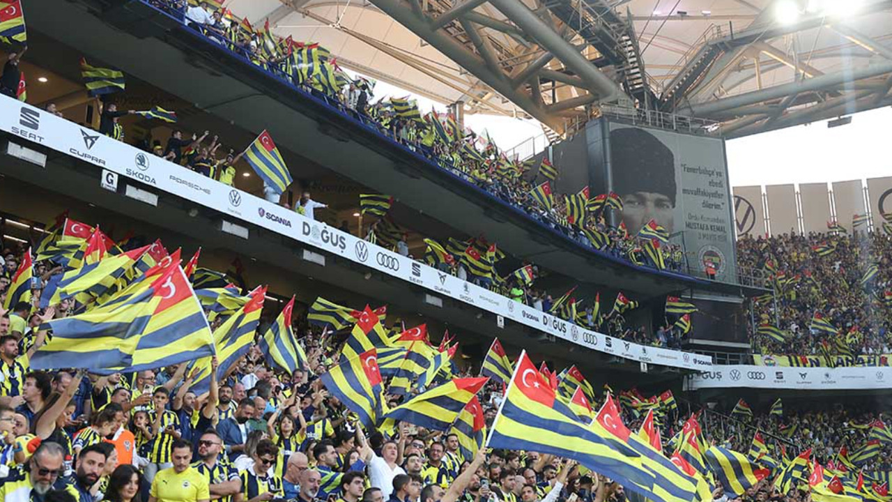 Fenerbahçe yeniden kombine satışını duyurdu Fenerbahçe yeniden kombine satışını duyurdu