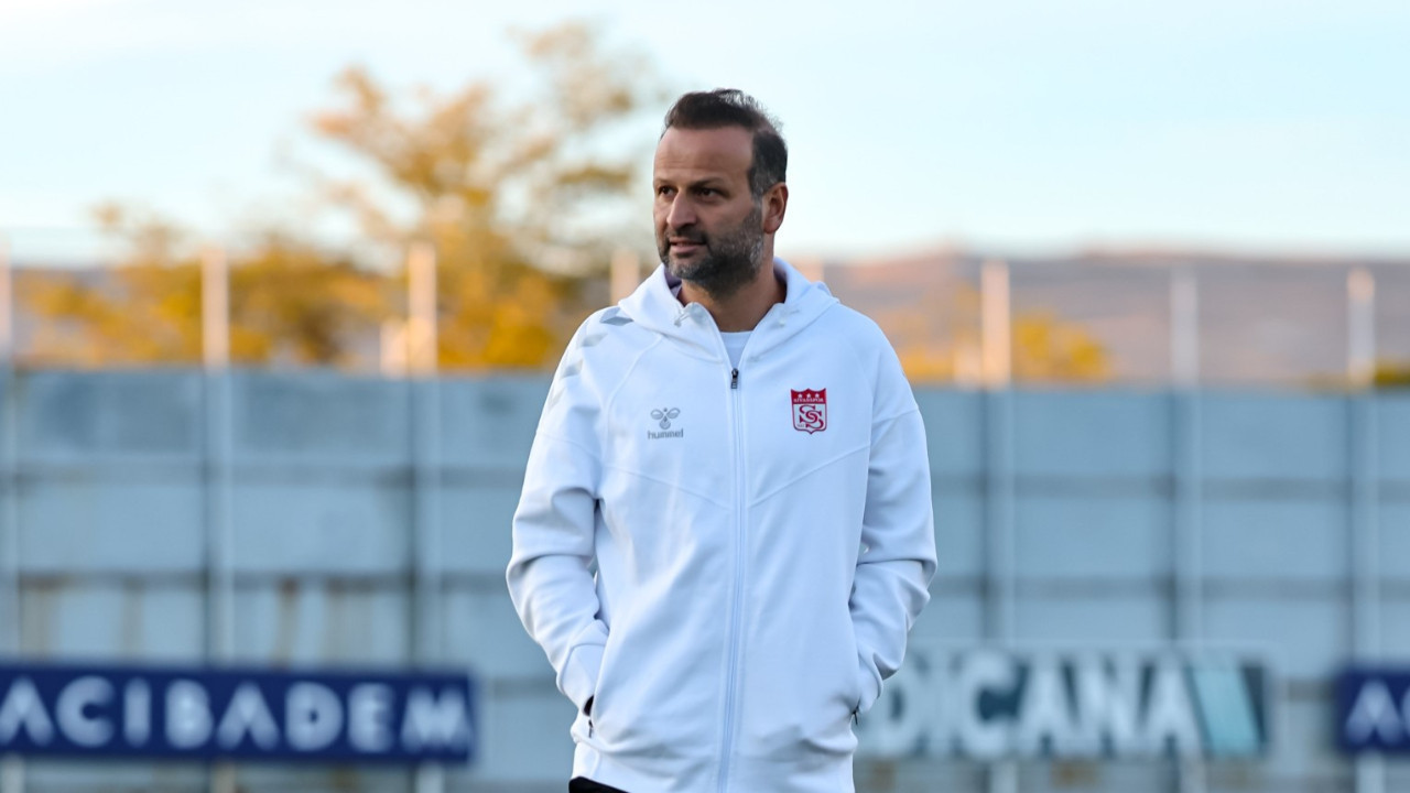 İstifaya davet edilen Osman Zeki Korkmaz’dan net cevap İstifaya davet edilen Osman Zeki Korkmaz’dan net cevap