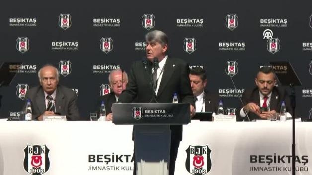 Beşiktaş başkanı Serdal Adalı bir önceki yönetimi topa tuttu