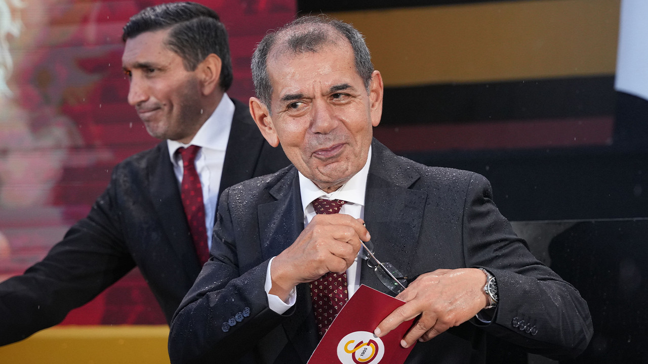 Dursun Özbek'den müjde: Ajax'ı devirin primi kapın! Dursun Özbek'den müjde: Ajax'ı devirin primi kapın!