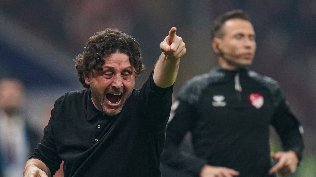 Fatih Tekke’den Galatasaray sözleri: Cesaret bizi ileri taşıyacak Fatih Tekke’den Galatasaray sözleri: Cesaret bizi ileri taşıyacak