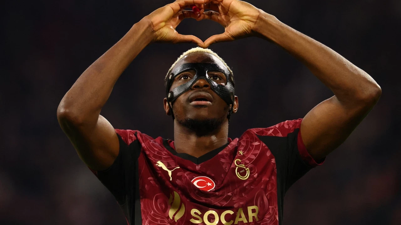 Osimhen’in sağlık kontrolleri İstanbul’da gerçekleştirilecek