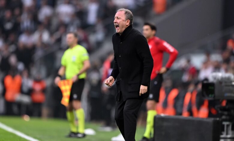 Sergen Yalçın: Hakemler maçlarımızda kendilerini kanıtlıyor Sergen Yalçın: Hakemler maçlarımızda kendilerini kanıtlıyor