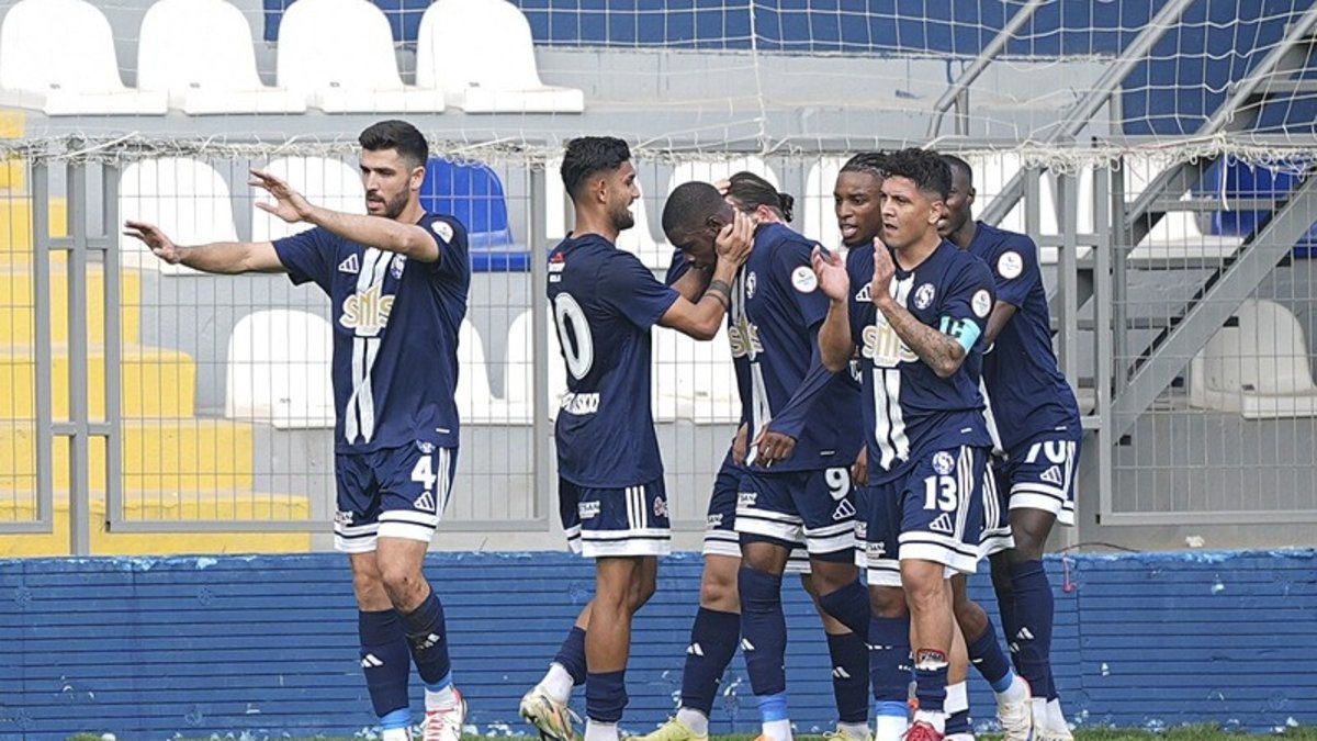 Sarıyer, 9 Kişiyle Vanspor’u 2-1 Yenerek Üstünlük Sağladı